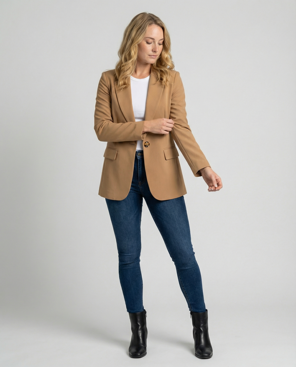 Women's Elegant Blazer with Perfect Fit & Versatile Style-The Yellow Prime