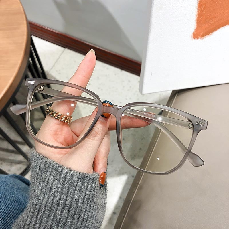 Women's Lightweight Blue Light Blocking Glasses - Modern Plastic Frame-The Yellow Prime