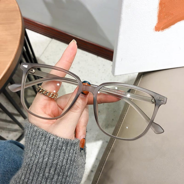 Women's Lightweight Blue Light Blocking Glasses - Modern Plastic Frame-The Yellow Prime