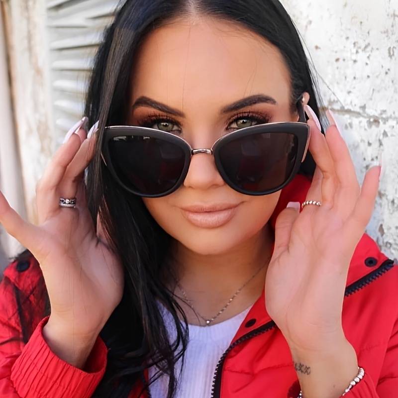 Women's Lightweight Cat Eye Sunglasses - UV400 Protection, Trendy Design-The Yellow Prime