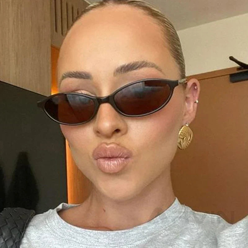 Women's Lightweight Oval Sunglasses – Durable Plastic Frame for Summer-The Yellow Prime