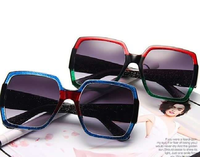 Women's Lightweight Oversized Sunglasses with UV Protection for Summer-The Yellow Prime