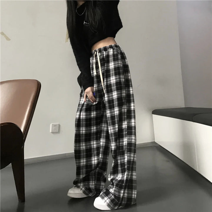 Women's Oversize Black Plaid Casual Sweatpants with Pockets-The Yellow Prime