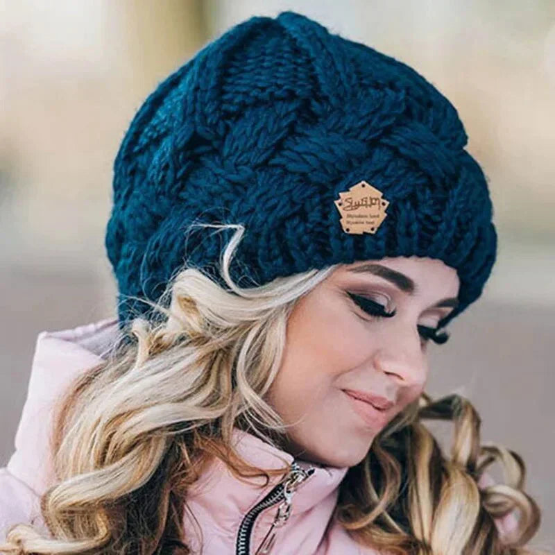 Women's Soft Wool Cable Knit Slouchy Beanie-The Yellow Prime