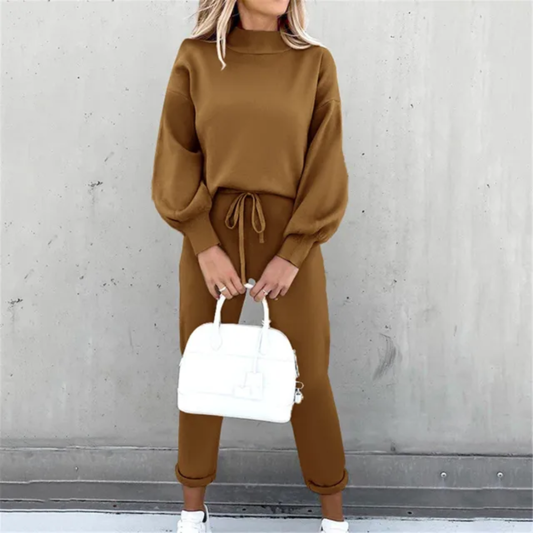 Women's Stylish Tracksuit with Convenient Side Pockets-The Yellow Prime