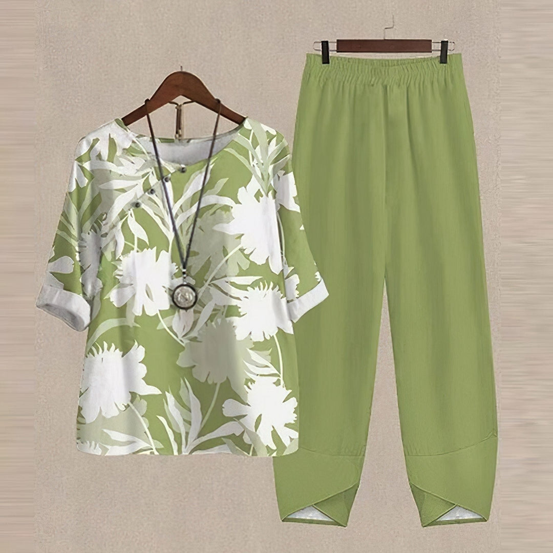 Women's Floral Two-Piece Outfit – Boat Neck with 3/4 Cuffed Sleeves