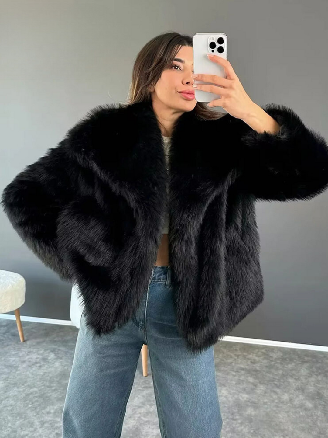 Cappotto elegante da donna avvolgente con revers a lancia
