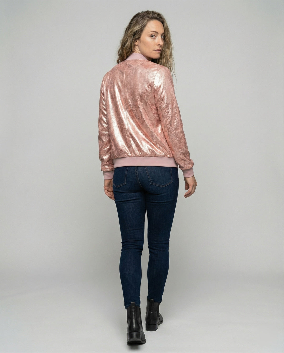 Chaqueta bomber brillante para mujer con cierre de cremallera