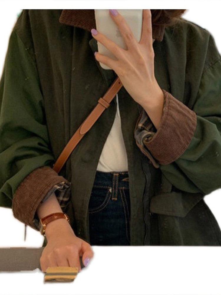 Women's Hooded Jacket with Pockets for Comfort and Style