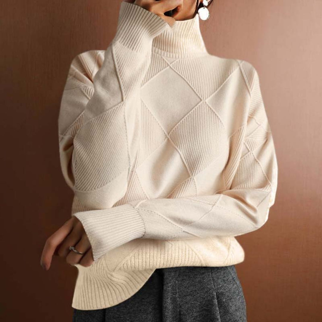 Women's Turtleneck Pullover with Check Pattern and Relaxed Fit