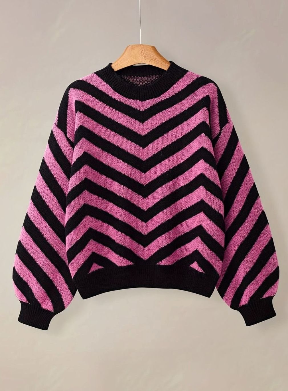 Damenstrickpullover mit lockerem Schnitt und Fischgrätenmuster