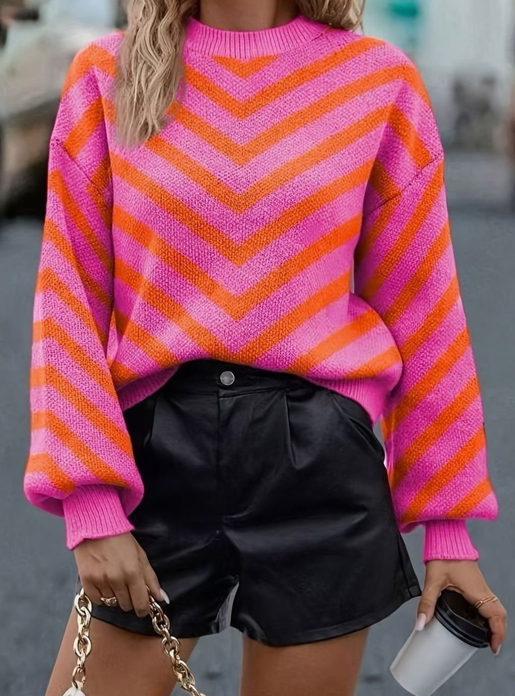 Damenstrickpullover mit lockerem Schnitt und Fischgrätenmuster