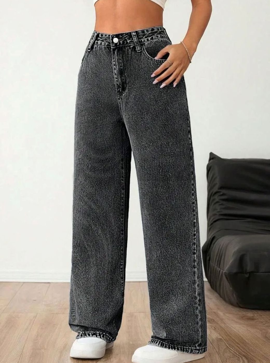 Women's Wide Leg Mid Rise Light Wash Denim Jeans