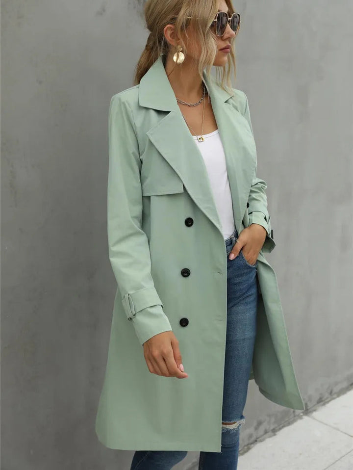 Klassisk dubbelknäppt trenchcoat med skärp för kvinnor
