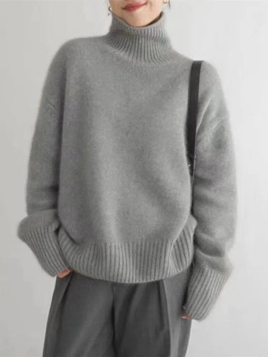 Women's Relaxed Fit Turtleneck Sweater