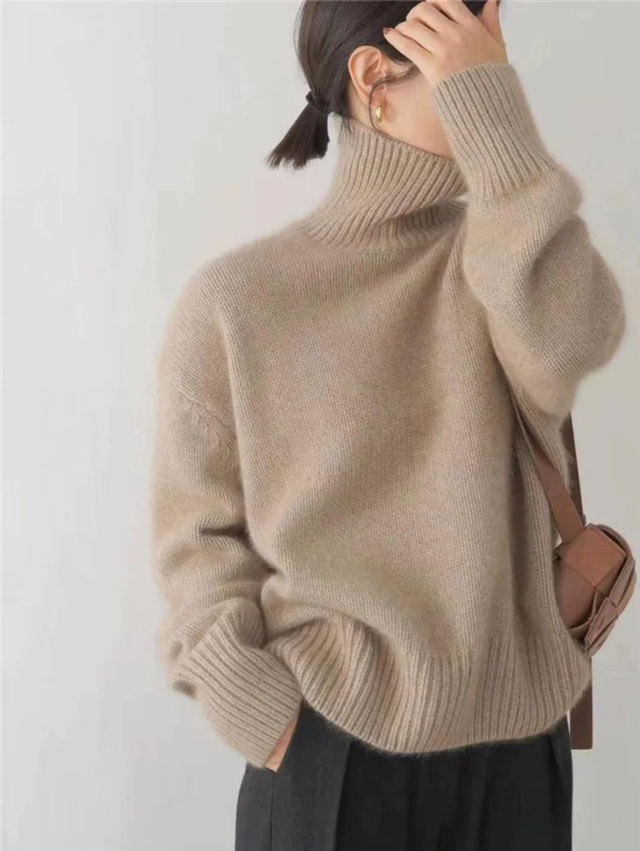 Women's Relaxed Fit Turtleneck Sweater