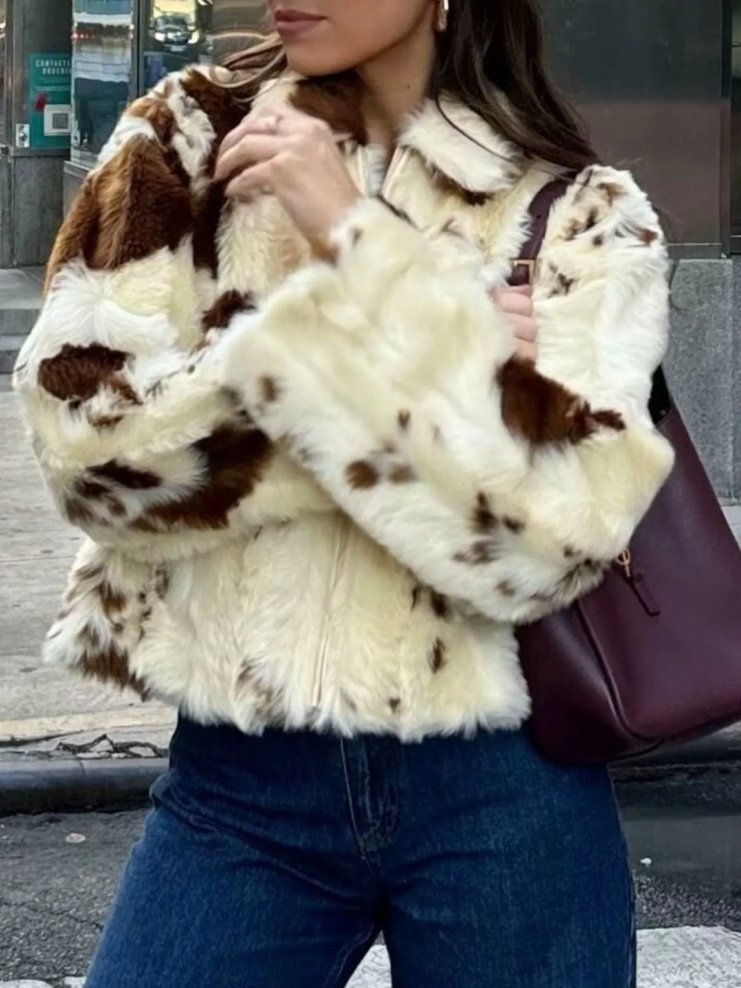 Kort jacka i fuskpäls för dam med dragkedja, beige