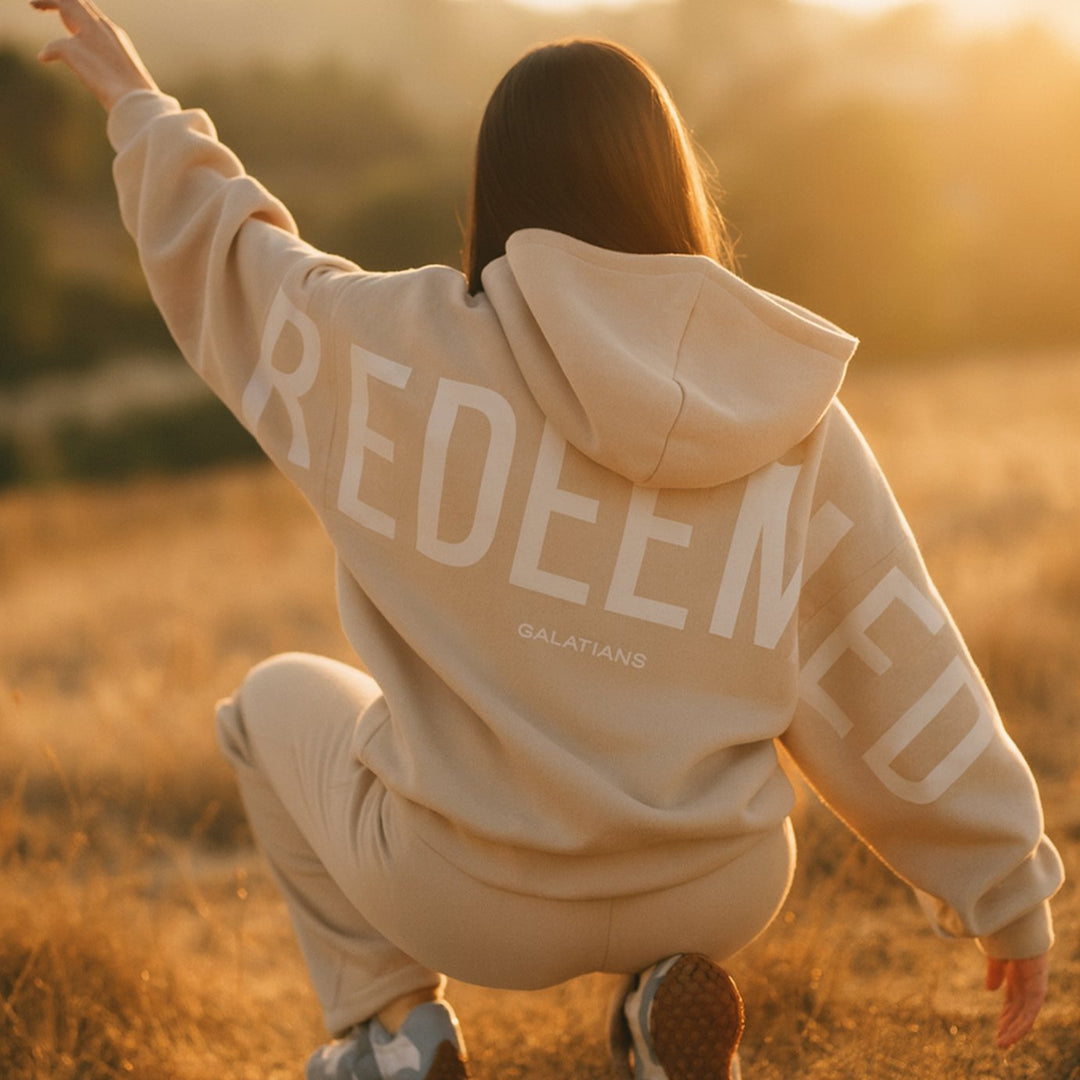 Women's Oversized Fleece Hoodie with Print for Streetwear Style