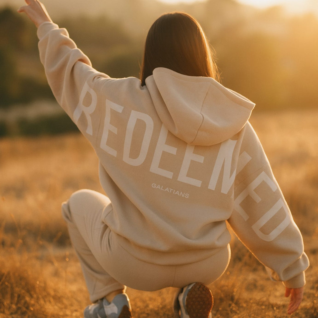 Women's Oversized Fleece Hoodie with Print for Streetwear Style