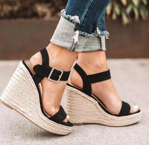 Fatima | Women's Luxurious Orthopedic Wedge Heels for Comfort-The Yellow Prime