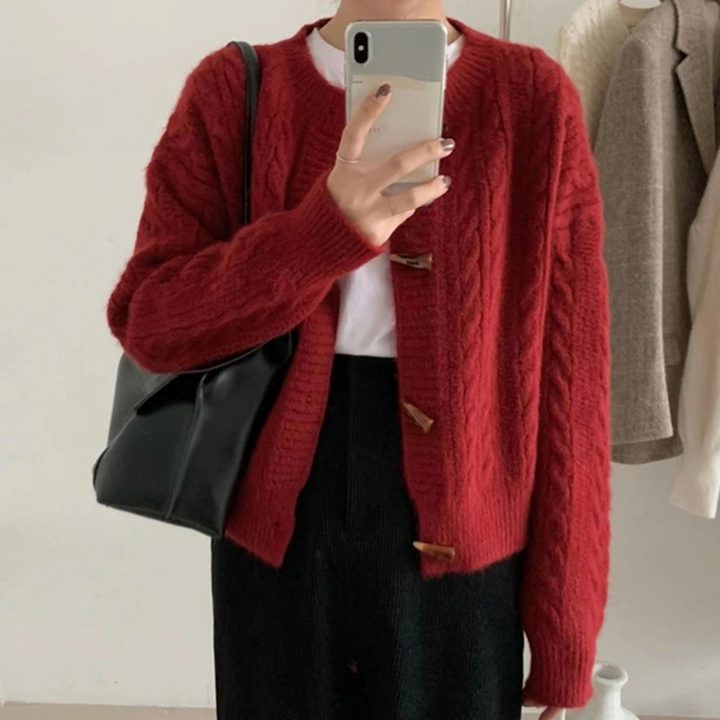Gestrickte Damen-Strickjacke im Retro-Look