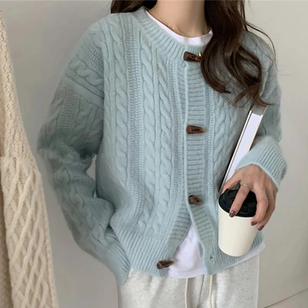 Gestrickte Damen-Strickjacke im Retro-Look