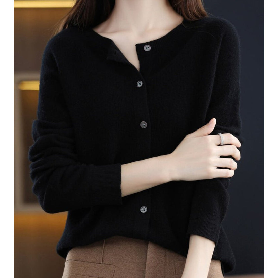 Women's Button-Front Cardigan for Stylish Layering