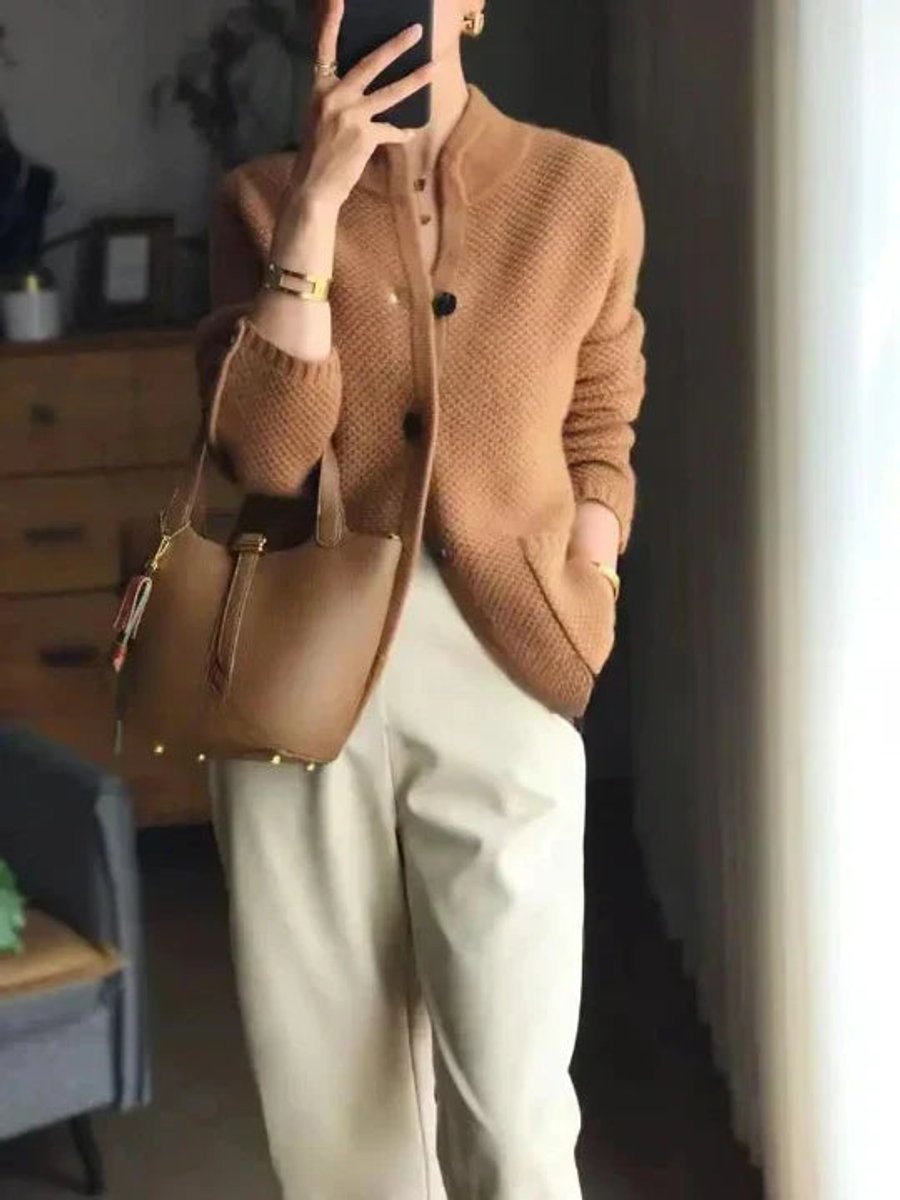 Women's Classic Button-Front Cardigan for Stylish Comfort