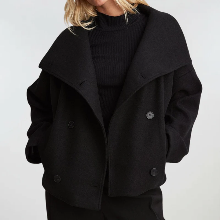 Manteau oversize croisé aux lignes sculptées pour femme