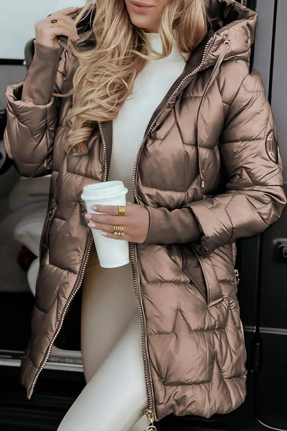 Chaqueta acolchada moderna atemporal con capucha para mujer - abrigo para otoño e invierno